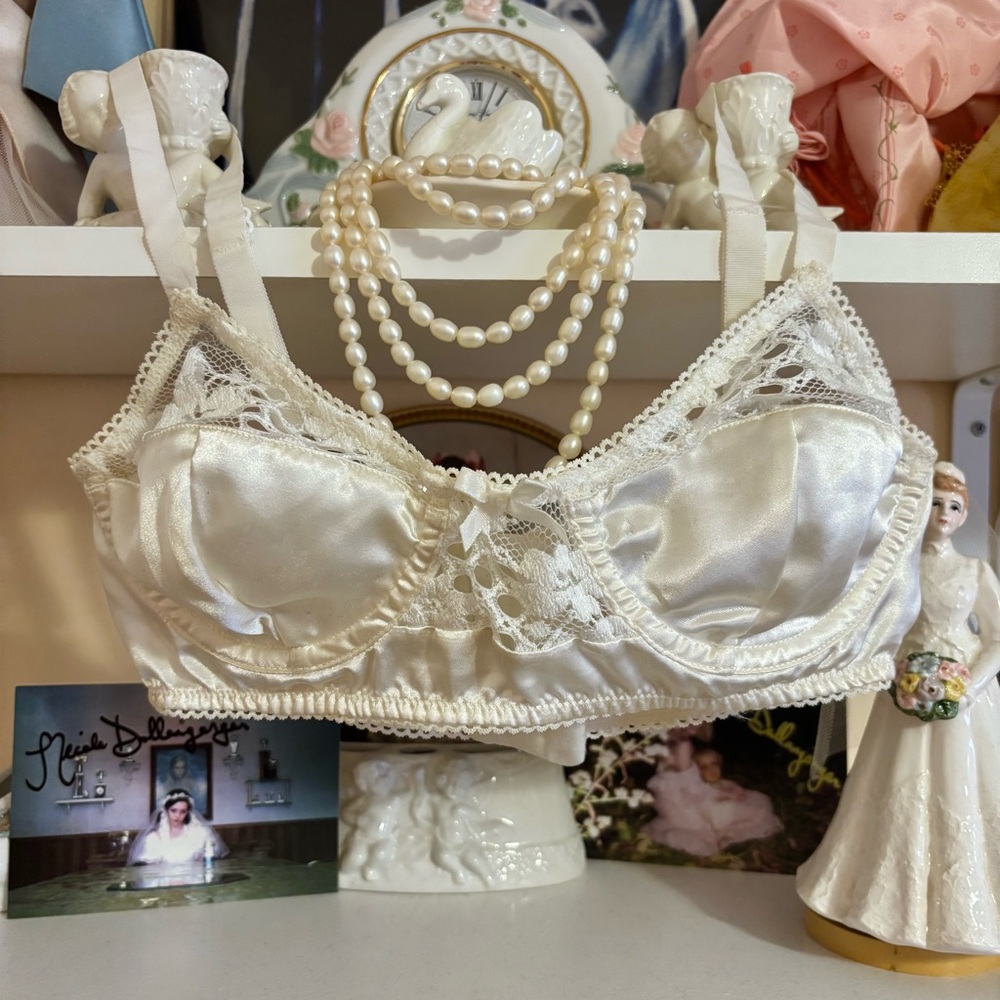 For Love And Lemons Skivvies White Satin Lace Bra XXS